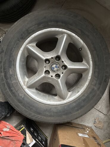 Шины: Шины 235 / 65 / R 17, Лето, Б/у, 1 шт, Внедорожные (АТ/МТ), Michelin