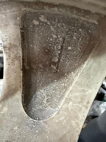 2 gr: Литой диск Toyota с шиной 215/45 R17 С Японии подойдет Тойота приус — 4