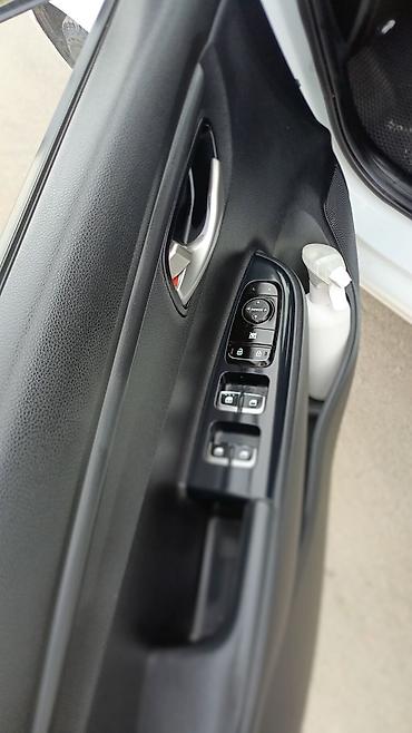 Kia: Kia Rio: 2019 г., 1.4 л, Автомат, Бензин, Седан — 7