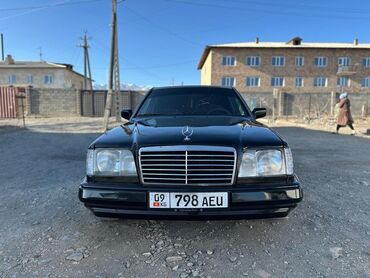 Mercedes-Benz: Mercedes-Benz E-Class: 1993 г., 2 л, Механика, Газ, Седан