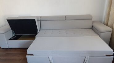 Прямые диваны: Прямой диван с длинными подлокотниками и регулируемыми подголовниками — 13