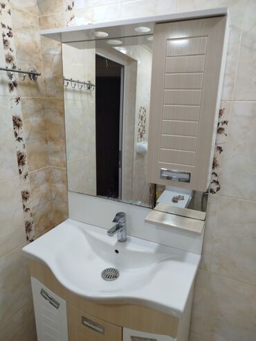 Hamam üçün aksessuarlar: Hamam üçün lavabo və şkaf dəsti spot və razetkası da var
80 sm -da lalafo.az — 9 Hamam üçün aksessuarlar: Hamam üçün lavabo və şkaf dəsti spot və razetkası da var
80 sm — 9