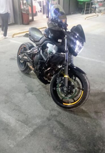 Motosikletlər: Triump - KAWASAKI 650 sm3, 2009 il