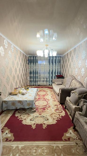 105: 3 комнаты, 62 м², Ошский рынок / базар 105 серия, 3 этаж, Косметический ремонт — 1