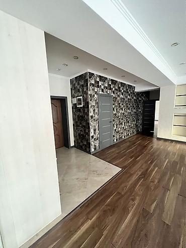 Долгосрочная аренда квартир: 3 комнаты, Агентство недвижимости, Без подселения, С мебелью частично, С мебелью полностью — 4