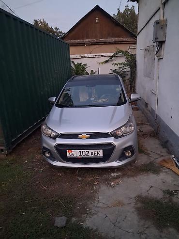 Chevrolet Spark: 2017 г., 1.1 л, Автомат, Бензин, Хэтчбэк
