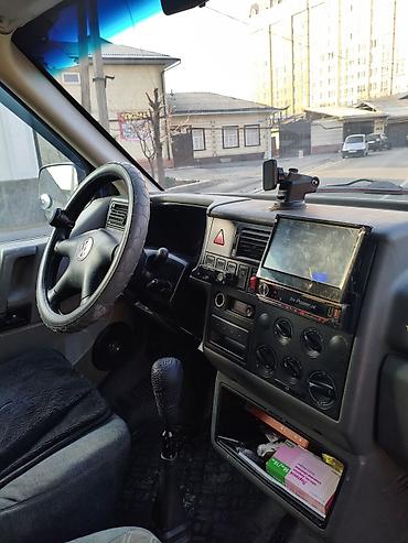 Volkswagen: Volkswagen Transporter: 2002 г., 2.5 л, Механика, Дизель, Фургон — 7