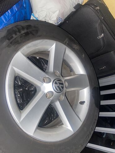 Gume i felne: VW aluminijumske felne + gume - Set od 4 originalne Volkswagen — 11