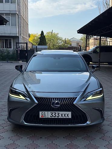 Lexus ES: 2019 г., 2.5 л, Вариатор, Гибрид, Седан