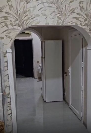 balaken ev: Badamdar qəs., 1 otaqlı, Yeni tikili, m. Elmlər Akademiyası, 30 kv. m