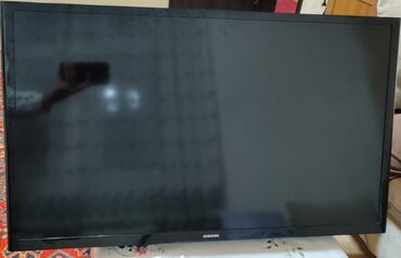 samsung tv ekran: İşlənmiş Televizor Samsung 32" Ünvandan götürmə