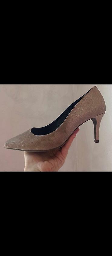 shoes: Na prodaju cipele u veličini 39. Nenošenebez kutije — 1