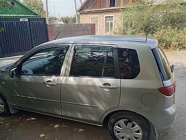машина двухместная: Mazda Demio: 2003 г., 1.3 л, Автомат, Бензин, Хэтчбэк — 5