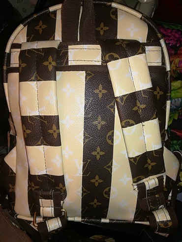 Modni rančevi: Odlican i praktican ranac uz sve kombinacije nov lv — 9