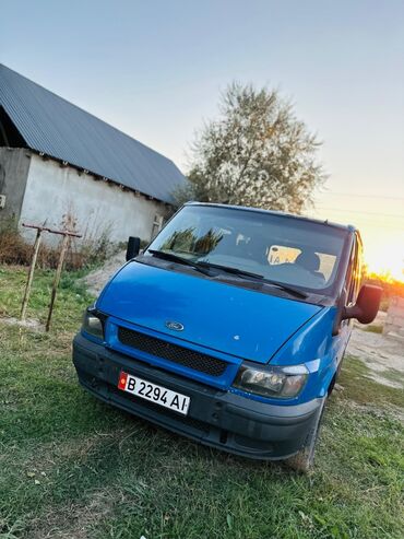 Ford: Ford Transit: 2001 г., 2 л, Механика, Дизель