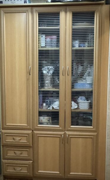 metbex mebel islenmis: İşlənmiş, Açılan, 5 qapı Düz dolab, Mətbəx dolabı, Azərbaycan