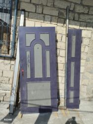 qapi ve pencere: Ev qapisi işlənmis