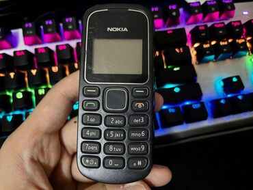 Nokia: Nokia 1, rəng - Qara, Düyməli