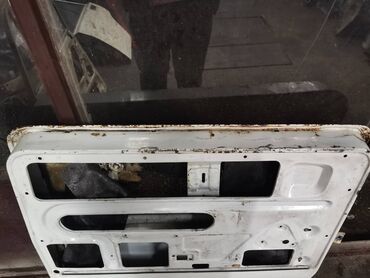 Auto delovi: Dodatni opis Vrata desna Lada 21213,21214 Niva br.4. U beloj boji — 13