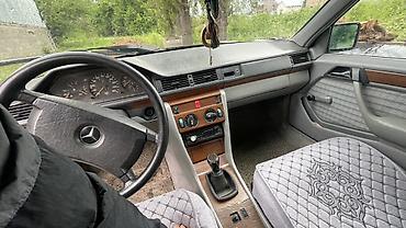 forester 2004: Mercedes-Benz W124: 1991 г., Механика, Бензин, Седан — 4
