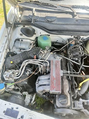 Audi: Audi 100: 1991 г., 2.3 л, Механика, Бензин, Универсал — 12