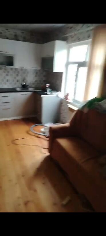 Uzunmüddətli kirayə evlər: 100 kv. m, 3 otaqlı -da lalafo.az — 11 Uzunmüddətli kirayə evlər: 100 kv. m, 3 otaqlı — 11