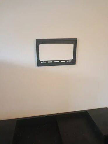 Ostali nameštaj: Kacenje TV-a na zid i nosača za TV Usluga: Instalacija TV-a na zid i na lalafo.rs — 7 Ostali nameštaj: Kacenje TV-a na zid i nosača za TV Usluga: Instalacija TV-a na zid i — 7