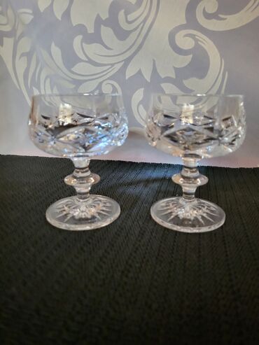 Čaše: Case za dvoje,kristal,rucni rad za zestoko pice iz 70ih. Case su na lalafo.rs — 4 Čaše: Case za dvoje,kristal,rucni rad za zestoko pice iz 70ih. Case su — 4