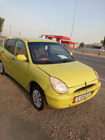 авто в кредит без первоначального взноса: Daihatsu : 1998 г., 1 л, Механика, Бензин, Хэтчбэк