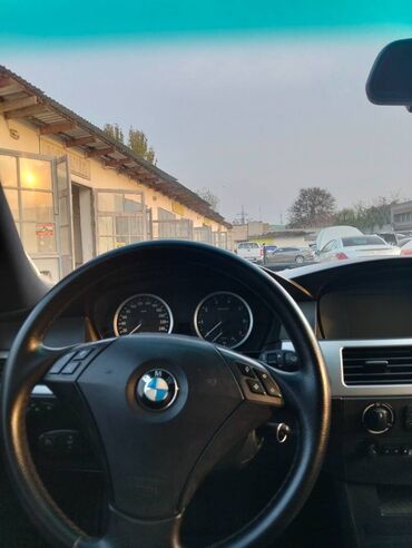 BMW: BMW 5 series: 2.5 l | 2004 il Sedan — 7