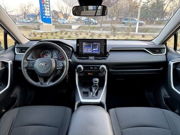 Toyota: Toyota RAV4: 2020 г., 2.5 л, Автомат, Бензин, Кроссовер — 4