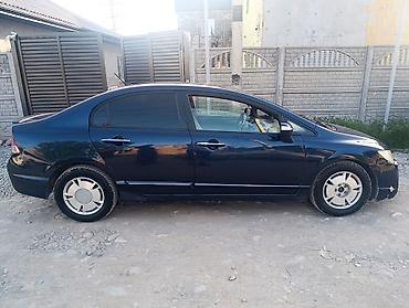 Транспорт: Honda Civic: 2008 г., 1.3 л, Вариатор, Гибрид, Седан — 3