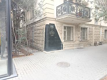 Köhnə tikili: 📍 Ünvan: Ələkbərov küçəsi, Space TV-nin arxası, Konservatoriyanın yanı — 1