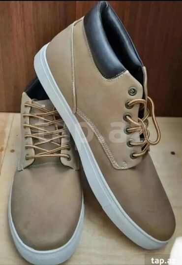 eqa shoes ecemi unvan: Kişi ayaqqabısı – gündəlik və yarım-idman üslubunda - Rəng: qum/bej