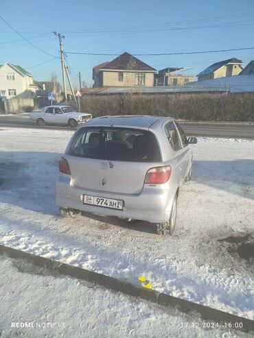 Toyota: Toyota Yaris: 2001 г., 0.9 л, Механика, Бензин, Купе