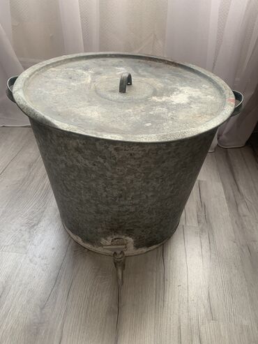 baklar və çənlər: Bak, Metal, 25 l l, İşlənmiş, Ünvandan götürmə