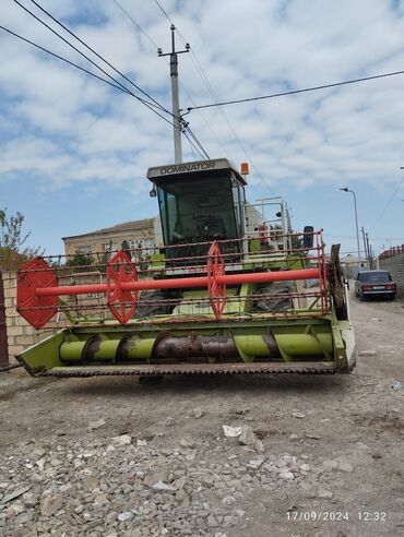 beton qarışdıran maşın: Class daminator 130 saz veziyyetdedi hər hansisa problemi olarsa