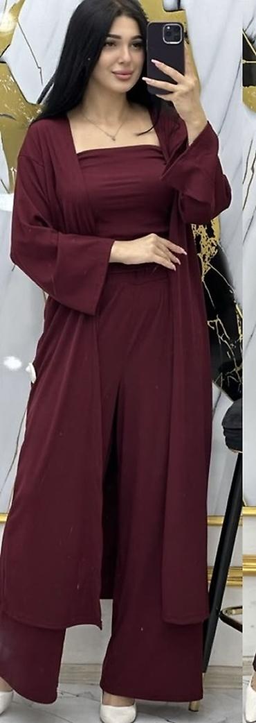 Bordo rəngdə qadın üçlü dəst: - Uzun, açıq kimonoya bənzər üstlük – lalafo.az -da Bordo rəngdə qadın üçlü dəst: - Uzun, açıq kimonoya bənzər üstlük –