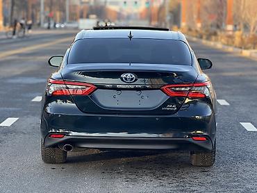 Toyota: Toyota Camry: 2021 г., 2.5 л, Автомат, Гибрид, Седан — 5