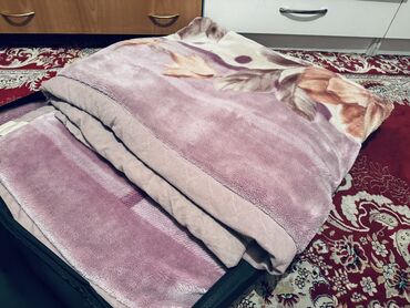 Текстиль: Плед, одеяло аябай жумшак, 2-3 кишилик. калын жылуу!! Кышындасы