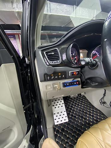 Kia: Kia Carnival: 2019 г., 2.2 л, Типтроник, Дизель, Минивэн — 8