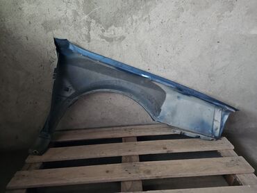 Крылья и комплектующие: Переднее левое Renault, 1991 г., Б/у, Оригинал — 6