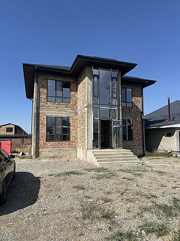 Продажа коттеджей и домов: 🔥Продается Дом 🔥 🏡Район: Оскон Ордо ✅Участок: 4соток 📍Площадь: 255 — 8