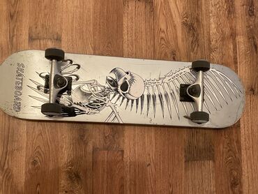 skateboard baku qiymetler: Az istifadə olunmuş skateboard. Tam işlək vəziyətdədir