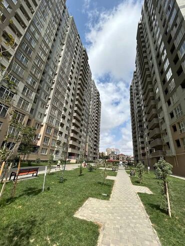 сайты по недвижимости: Kirayə verilir: geniş və rahat 4 otaqlı mənzil Tbilisi prospektində