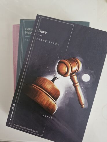 Bədii ədəbiyyat: Franz Kafka kitabları – Minöskül Kitap nəşri Paketdə olan əsərlər: - — 6