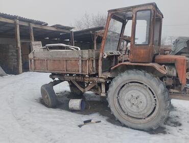 Тракторы: Продаются 4трактора т16 состояние незнаю кто хочет поезжайте в сокулук