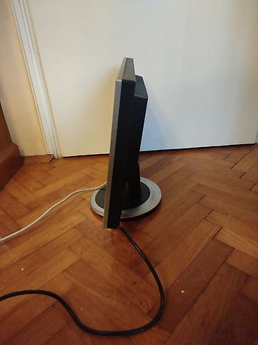 Monitori: LG Flatron L204WS LCD monitor — 4