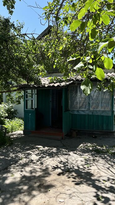 снять дом на сутки для вечеринки: Барак, 45 кв. м, 3 бөлмө, Менчик ээси, Эски ремонт