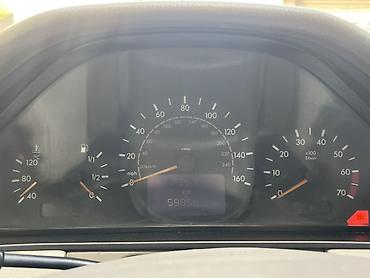 mersedes şit: Mercedes-Benz klassik Mercedes-Benz modelləri, 2002 il, Orijinal, İşlənmiş — 2